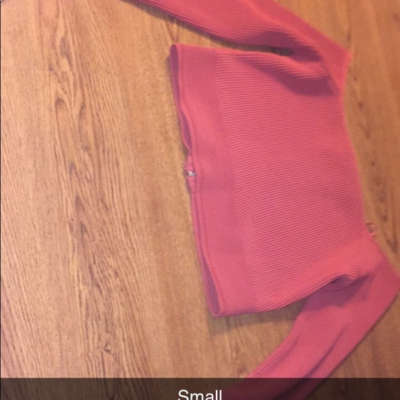 Clothes - Picture 7 of 8